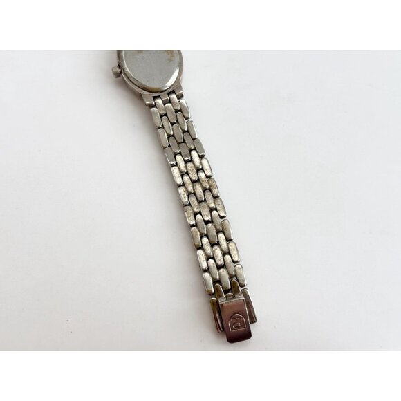 Regency Oval Face Chainlink Vintage Ladies Wristwatch - 18mm - WORKS! - Picture 6 of 8